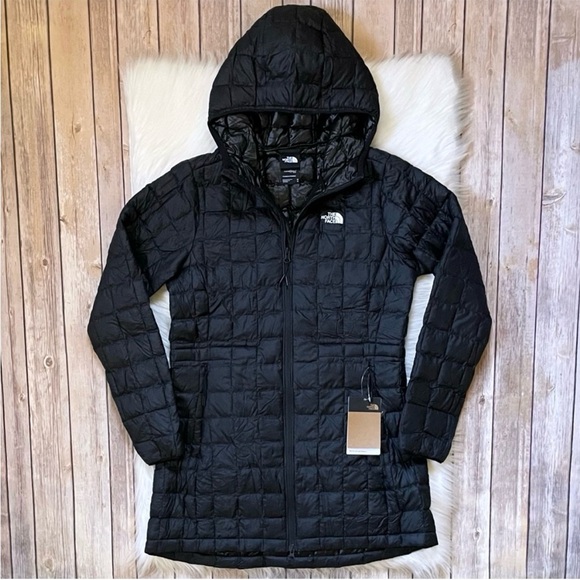 The North Face Women’s ThermoBall Eco Parka In Black - Picture 1 of 8